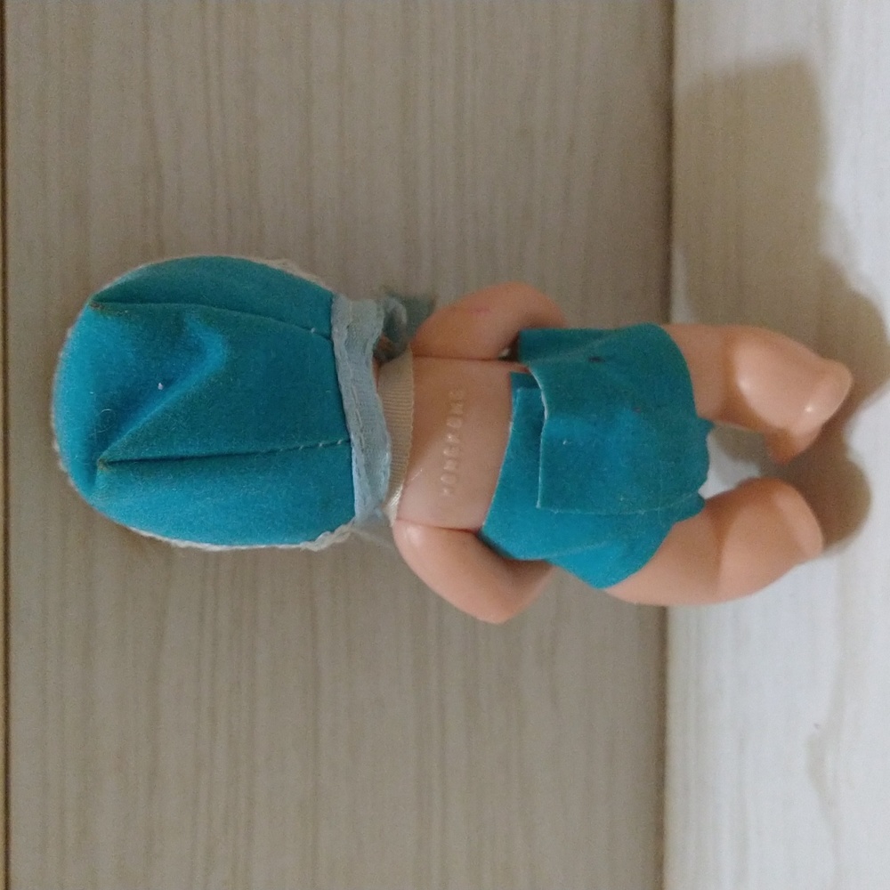 Vintage 1960's Uneeda Baby Doll - Picture 2 of 2